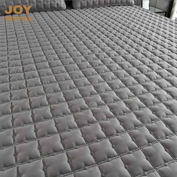 Joy Textile Mattress Cover Modern Washable Plain Bed Covers Breathable Quilted King Mattress Protector with Elastic 4